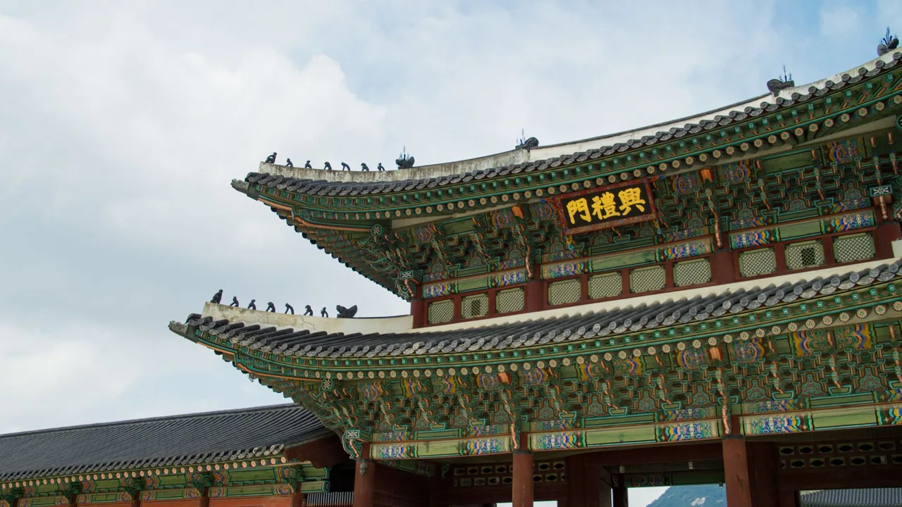 Saju Career Reading — What Your Korean Four Pillars Say About Your Career Path